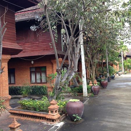 Hotel Wiangjintra Lanna Living Hang Dong Exterior foto